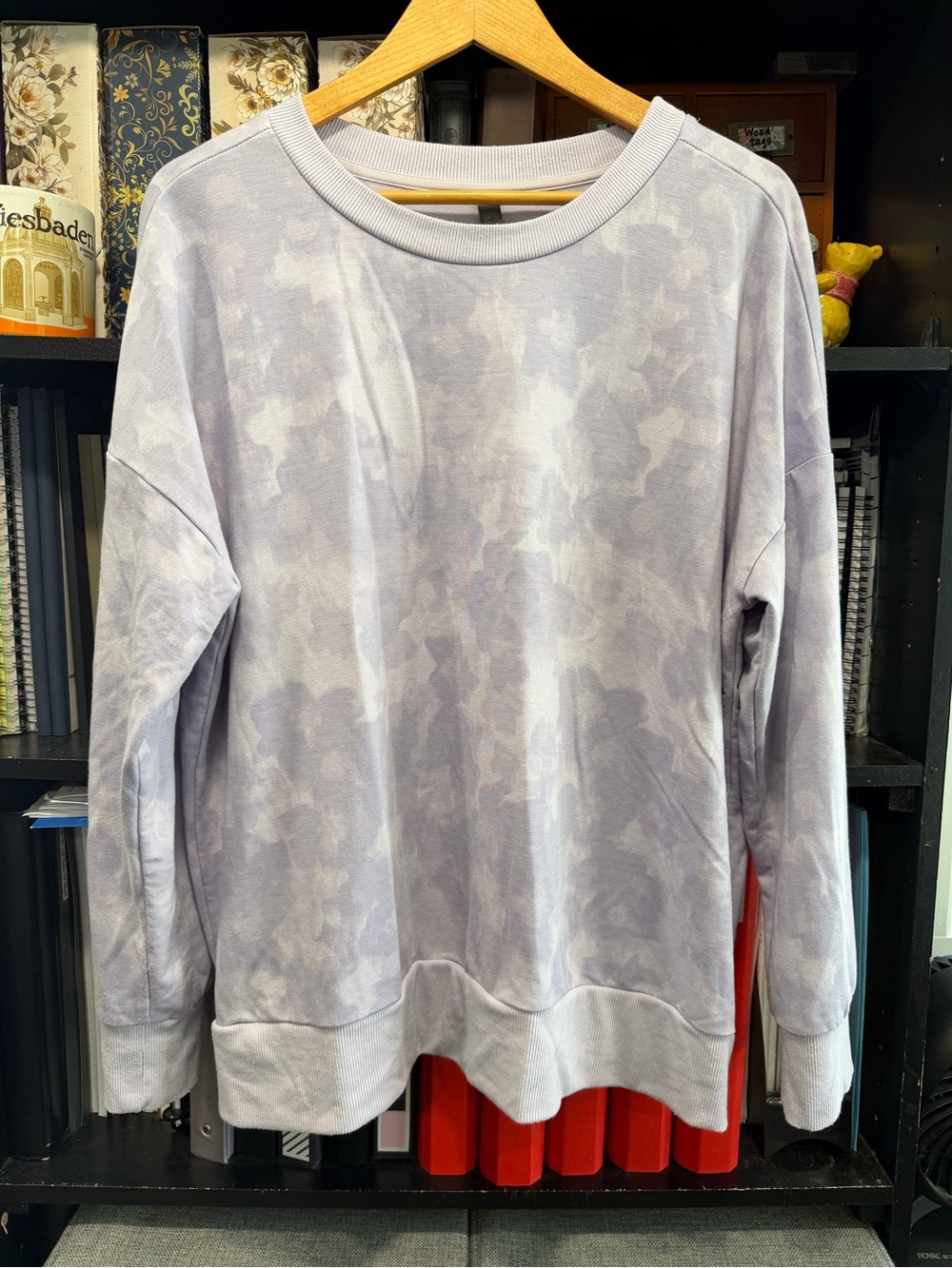 Mondetta Light Lavender Crewneck Sweater